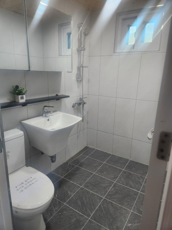 235149625_9Ci6oSfd_51f449aa675e8a3f5035067607c1aa4d613a1ad7.jpg 이미지크게보기