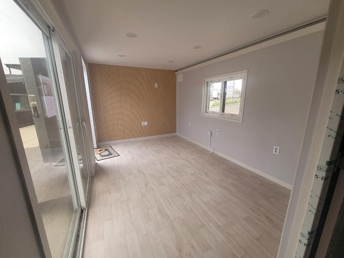 235149625_SikVNF86_c061824b3fce2feda2e4adfa02d11cf7ea4fd033.jpg 이미지크게보기