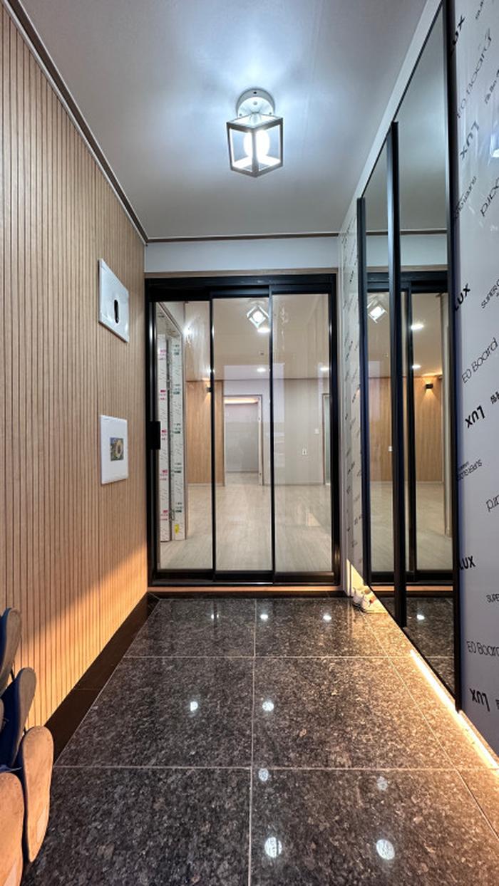 235149625_WFvBUpbJ_0c303458e4498a5bfd961ac2544d5ba3791c0636.jpg 이미지크게보기