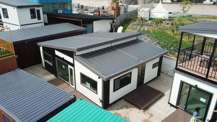 235149625_a2h6xIVW_d196aa50e48e3758375085be9f65a77c7e3c2135.jpg 이미지크게보기