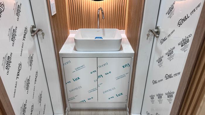 235149625_mCzo0vBb_b468ee728edf607cf35a2f5c2bbf8f91f3f0f6ca.jpg 이미지크게보기