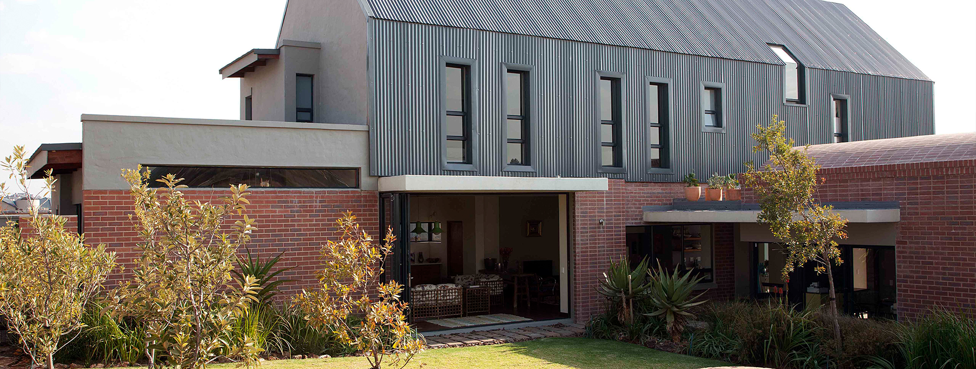 20250610154420_ra9zC0YT.jpg_carousel_이동식주택제작시공전문업체 세움디자인하우징_이동식주택제작시공전문업체, 전원주택, 세컨하우스, 농막, 모듈러주택, 컨테이너하우스, 테라스, 데크, 주문제작, 전문업체, 세움디자인하우징